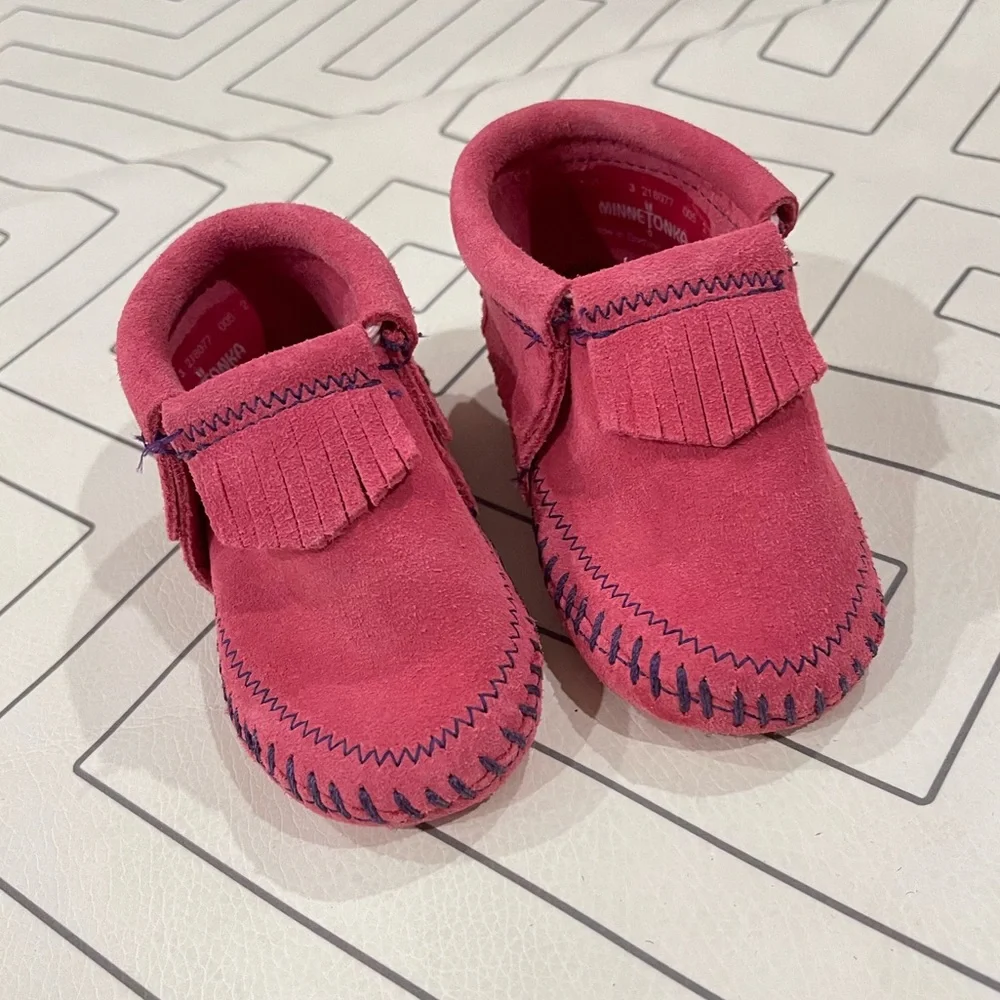 Minnetonka Pink Riley Booties